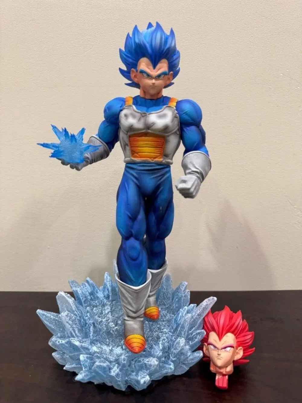 Light Up Dragon Ball Vegeta Figure Statue Base Super Saiyan God Anime Gift LED